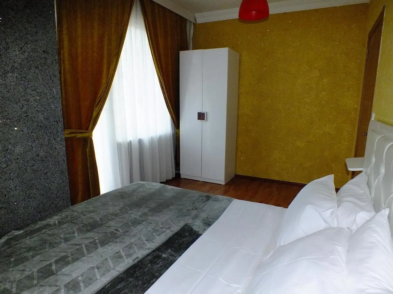 Апарт-отель Artura Suite'S Стамбул